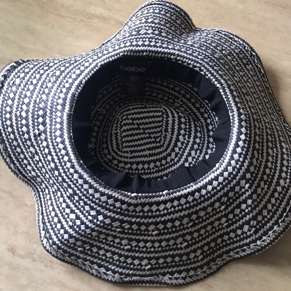 bebe floppy straw sun hat - Picture 2 of 2